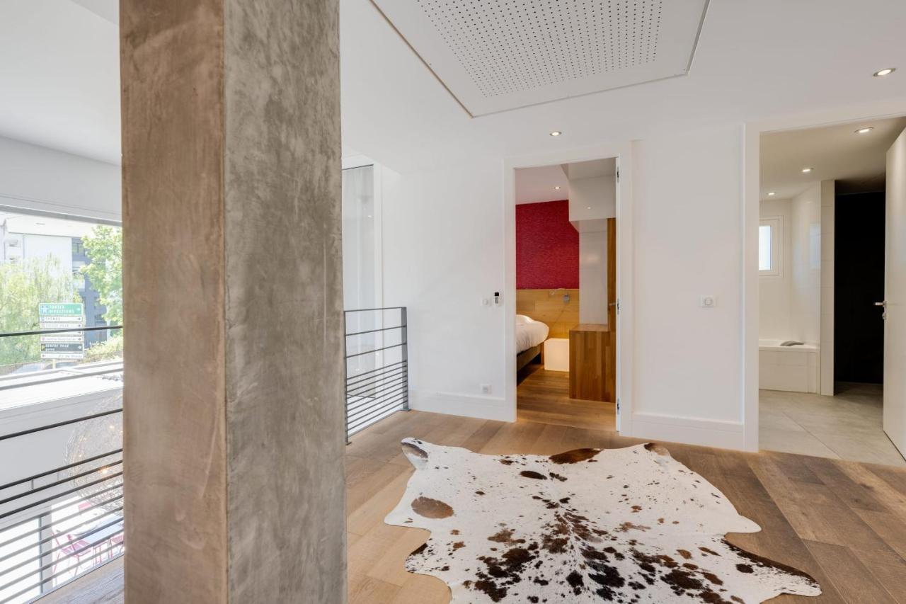 Le Kube - Appartements De Prestige Au Centre D'Annecy Exterior photo
