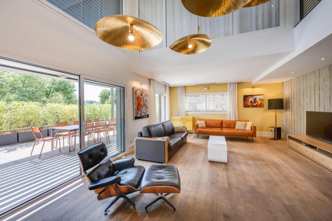 Le Kube - Appartements De Prestige Au Centre D'Annecy Exterior photo