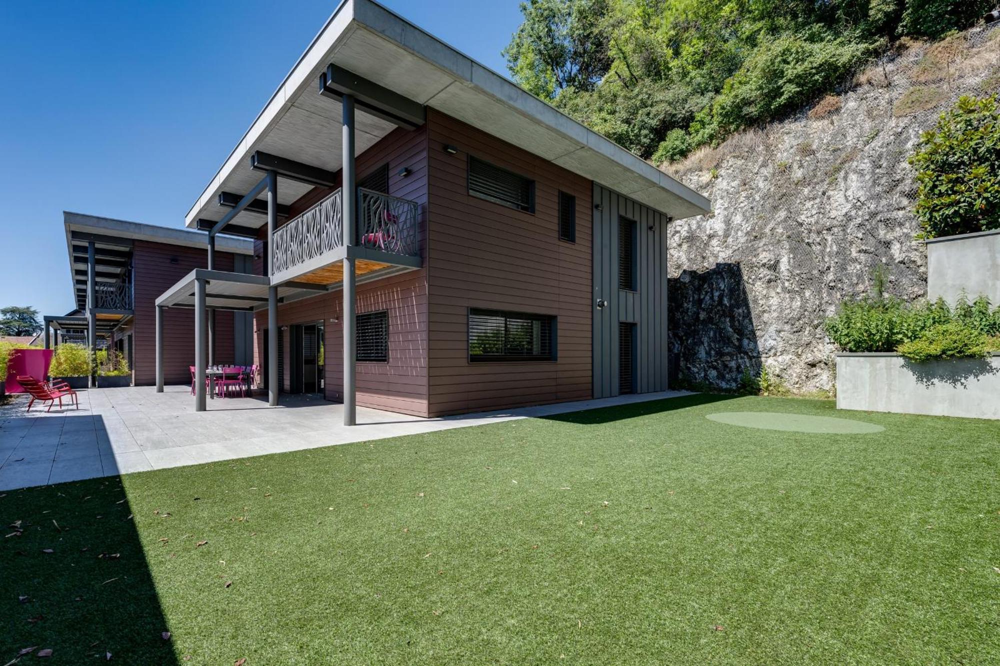 Le Kube - Appartements De Prestige Au Centre D'Annecy Exterior photo