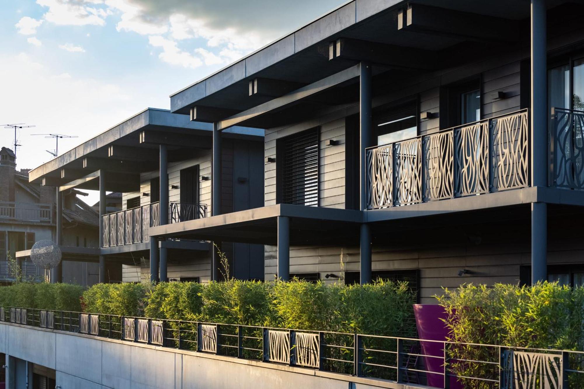 Le Kube - Appartements De Prestige Au Centre D'Annecy Exterior photo